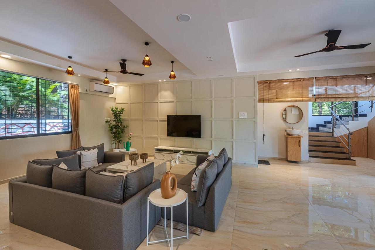 Saffronstays Riverfront Manor, 5-Bdr Pool Villa By Pej River Карджат Экстерьер фото