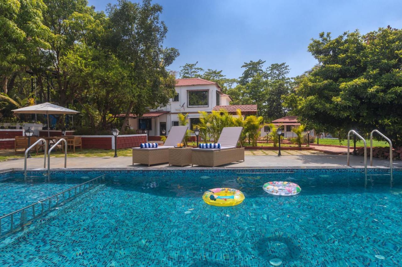 Saffronstays Riverfront Manor, 5-Bdr Pool Villa By Pej River Карджат Экстерьер фото